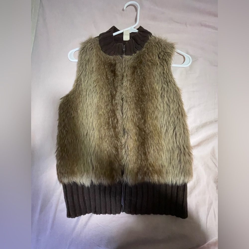 Fur vest
